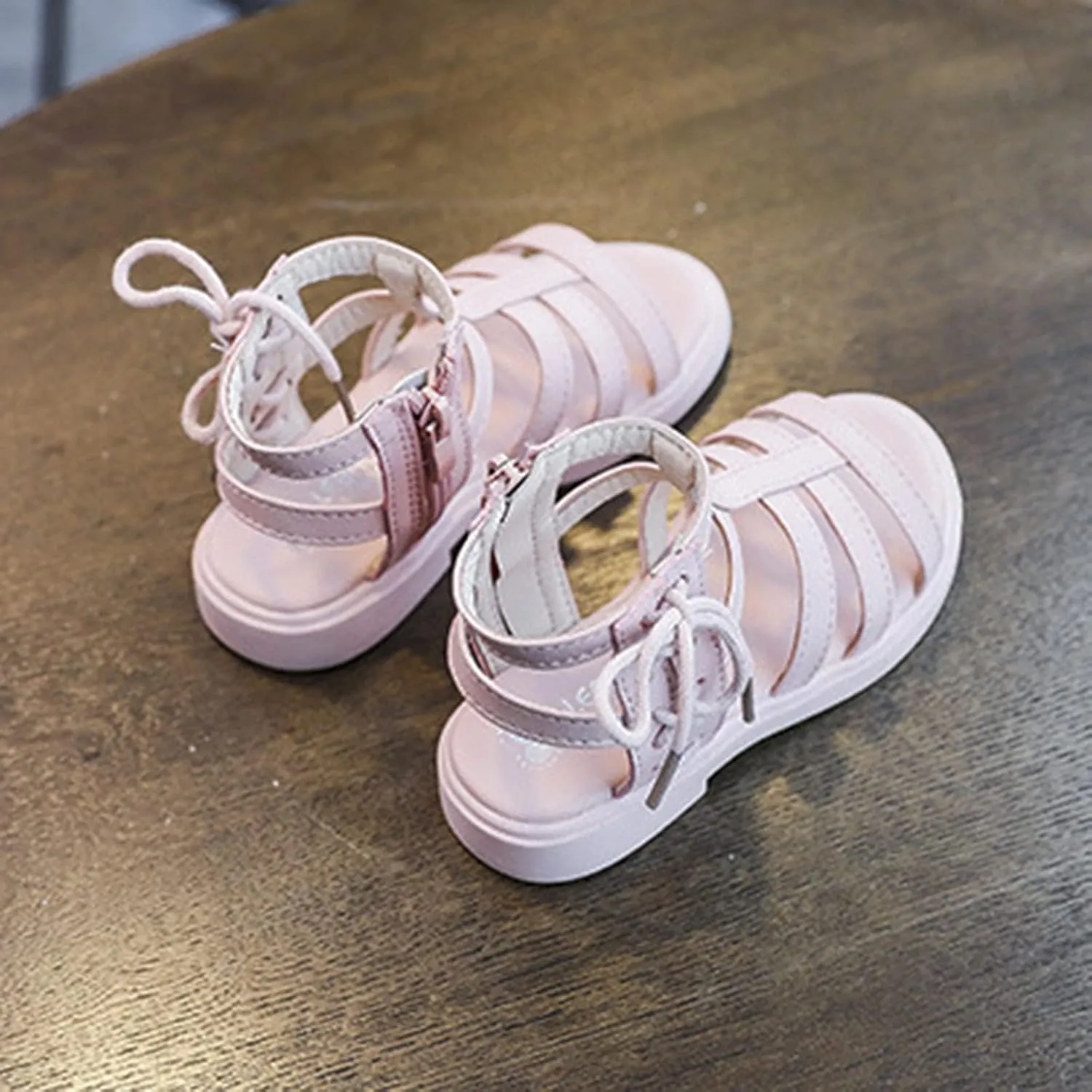 Baby Girls Leather T-Strap Gl𝐚diator Sandals Soft Breathable P𝐞ep Toe Ankle Strap Shoes Toddler Kids Side Zip Sandals