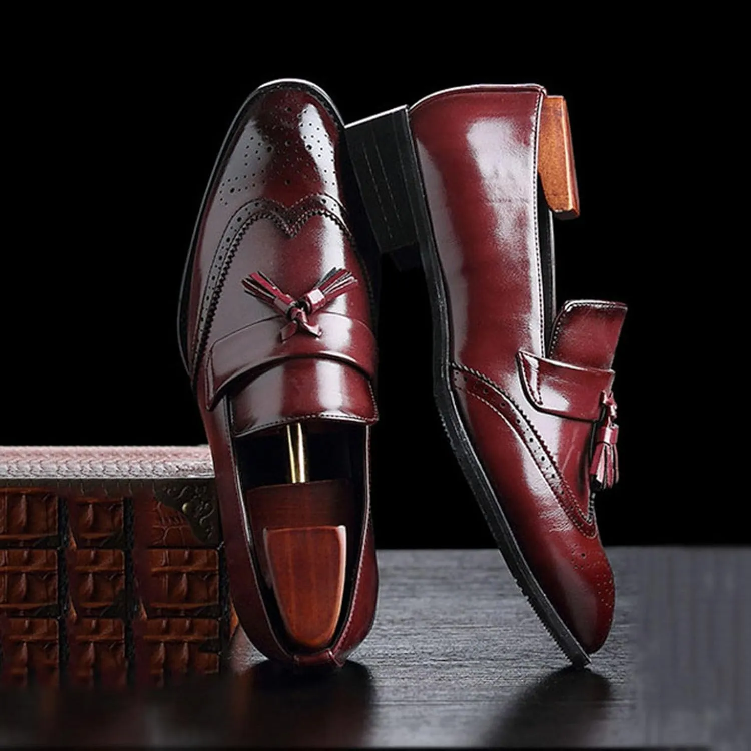ByErz Men Loafers Classic Leather Business Foraml Dress Office Casual Slip on Brogue Shoes with Tassel