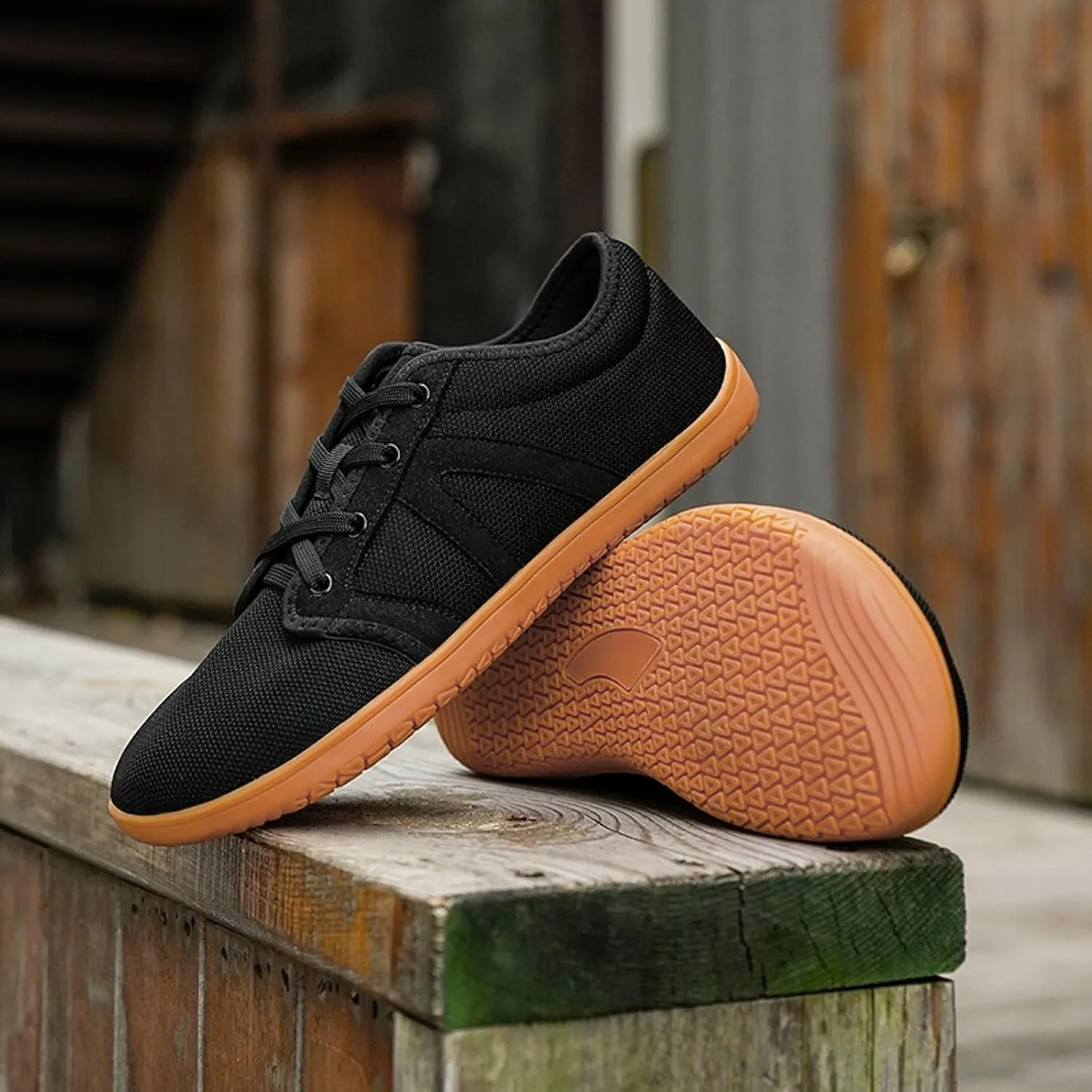 Comfortable Soft Sole Inner and Outdoor Sports and Casual Shoes for Men and Women Mens Slip on Canvas Shoes