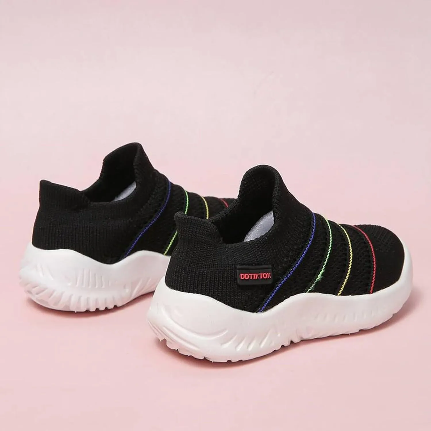 Kids Girls Boys Running Sneakers Lightweight Breathable Mesh Sports Shoes Girls Tennis Shoes Slip On Loafers