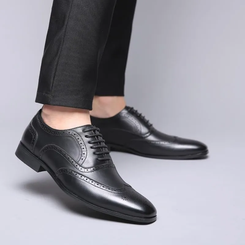 Men's Breathable Formal Oxfords Men Business Wedding Genuine Leather Shoes Vintage Lace-up Brogue