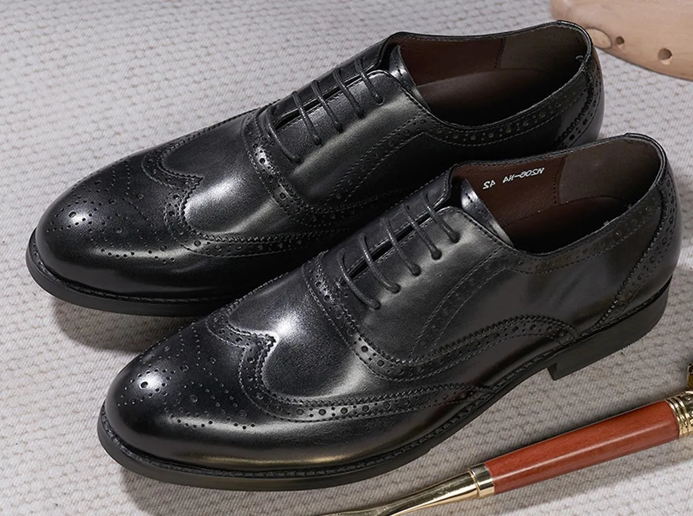 Mens Oxfords Formal Dress Suit Shoes Genunie Leather Wingtip Brogues Modern Shoes Men's Fashion Prom Wedding Business Casual Luxury Derby Comfortable Tuxedo Shoes for Men