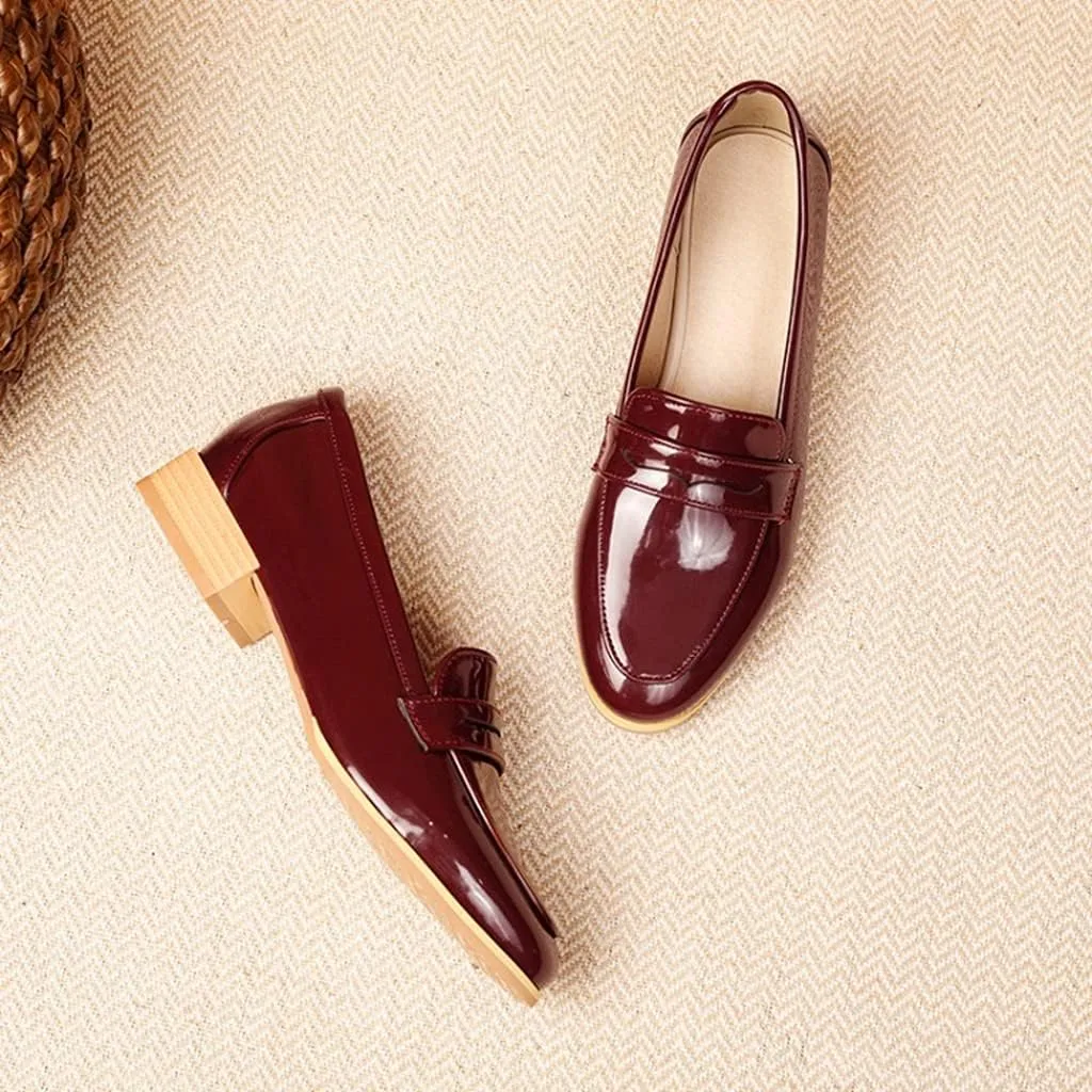 MIOKE Women's Casual Flat Low Heel Oxfords Shoes Slip On Wingtip Vintage Classic Western Oxford Brogues