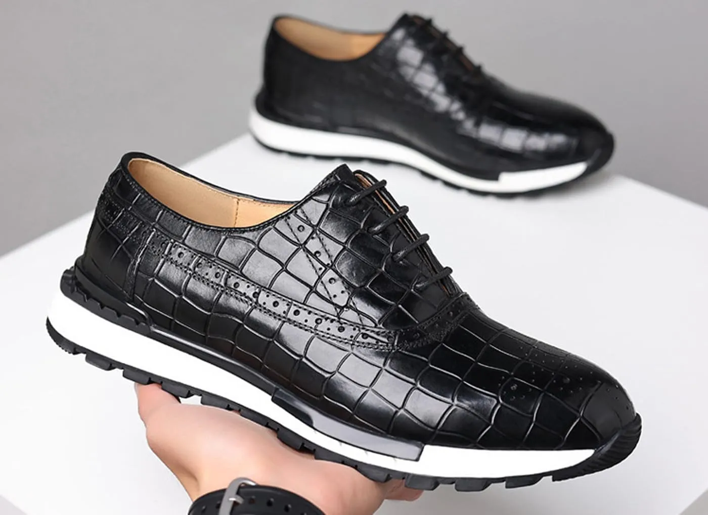 Santimon Men's Casual Sneakers - Genuine Leather Oxfords Shoes for Business & Walking | Breathable Comfortable Lightweight Fashion Sneakers for Men