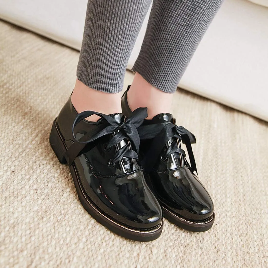 VOKLIN Women's Classic Flat Oxfords Shoes Round Toe Lace Up Comfort Low Heels Western School Penny Loafers