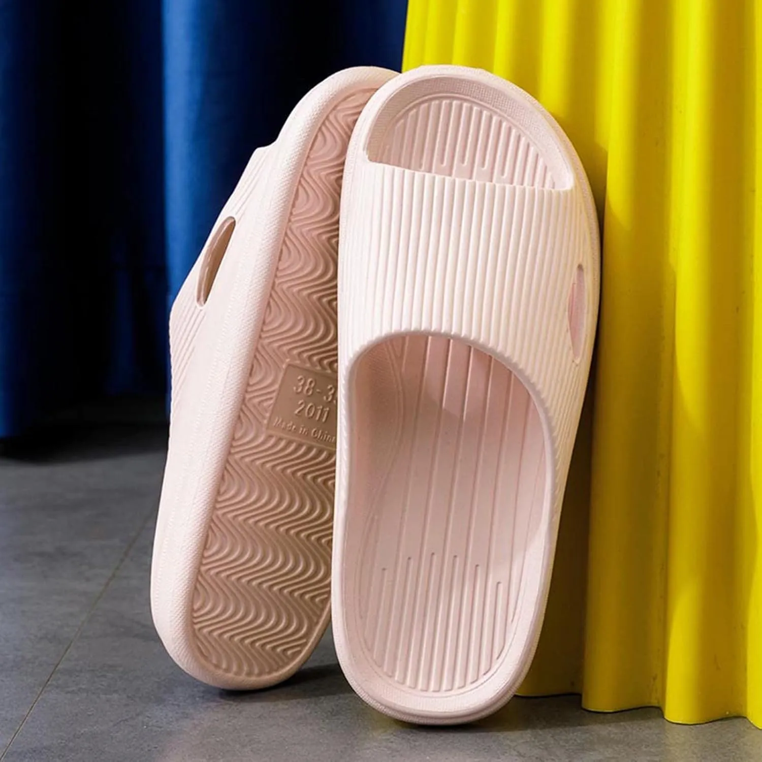 Women's Non Slip Slippers Shower Shoes for College Dorm Room Beach Sandals Non Slip Shower Shoes for Women