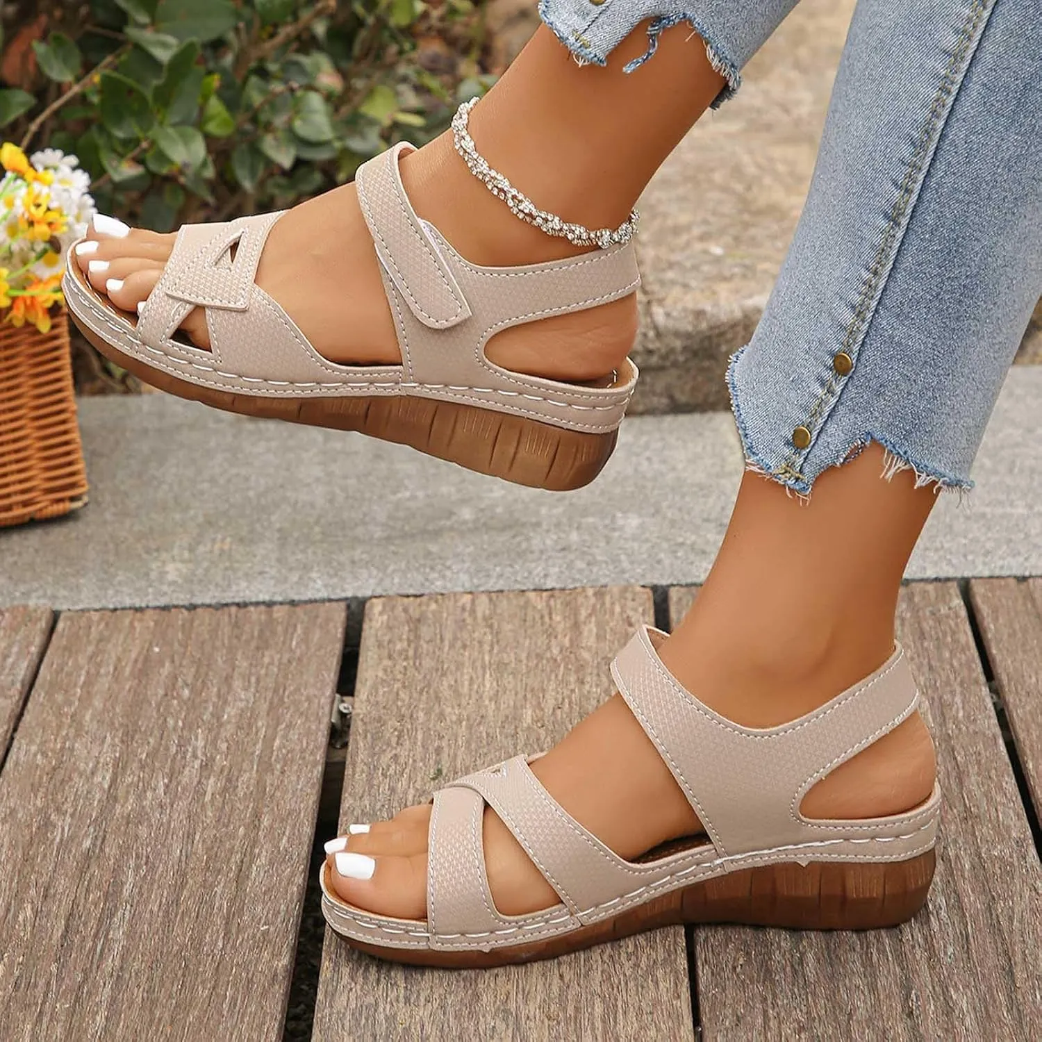 Women's Summer Fashion Leather Sandals Breathable Comfortable Lightweight Shoes Sandal Low Heel